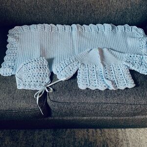Baby blanket/sweater set